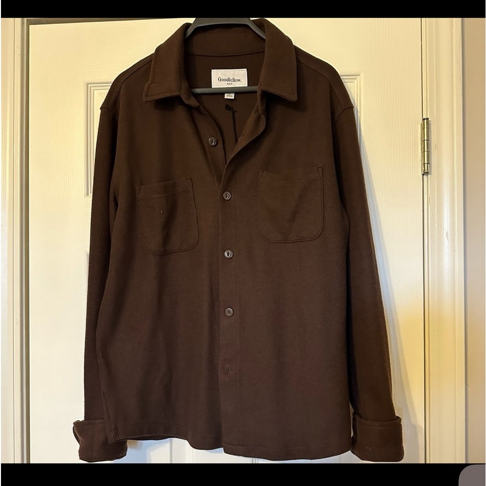Goodfellow  and co brown knit shirt
Abercrombie